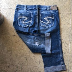 Women’s Silver capri